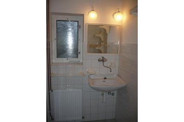 Cehia Byt Velký Osek, Exteriorul